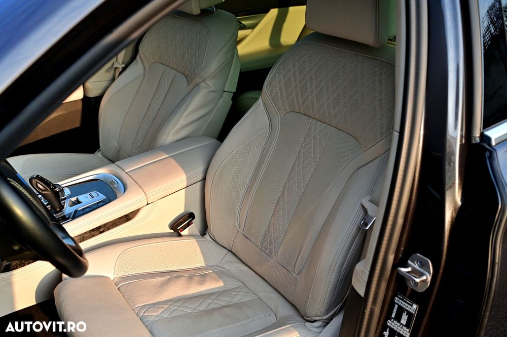 BMW Seria 7 745Le - 12