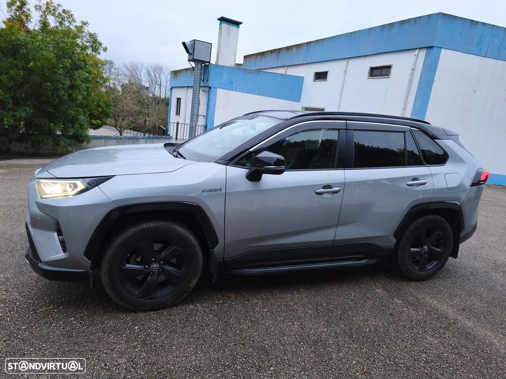 Toyota RAV4 2.5 HDF Lounge - 25
