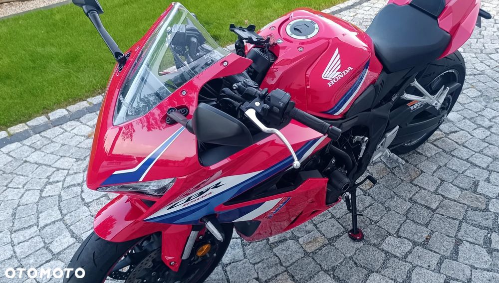 Honda CBR - 7