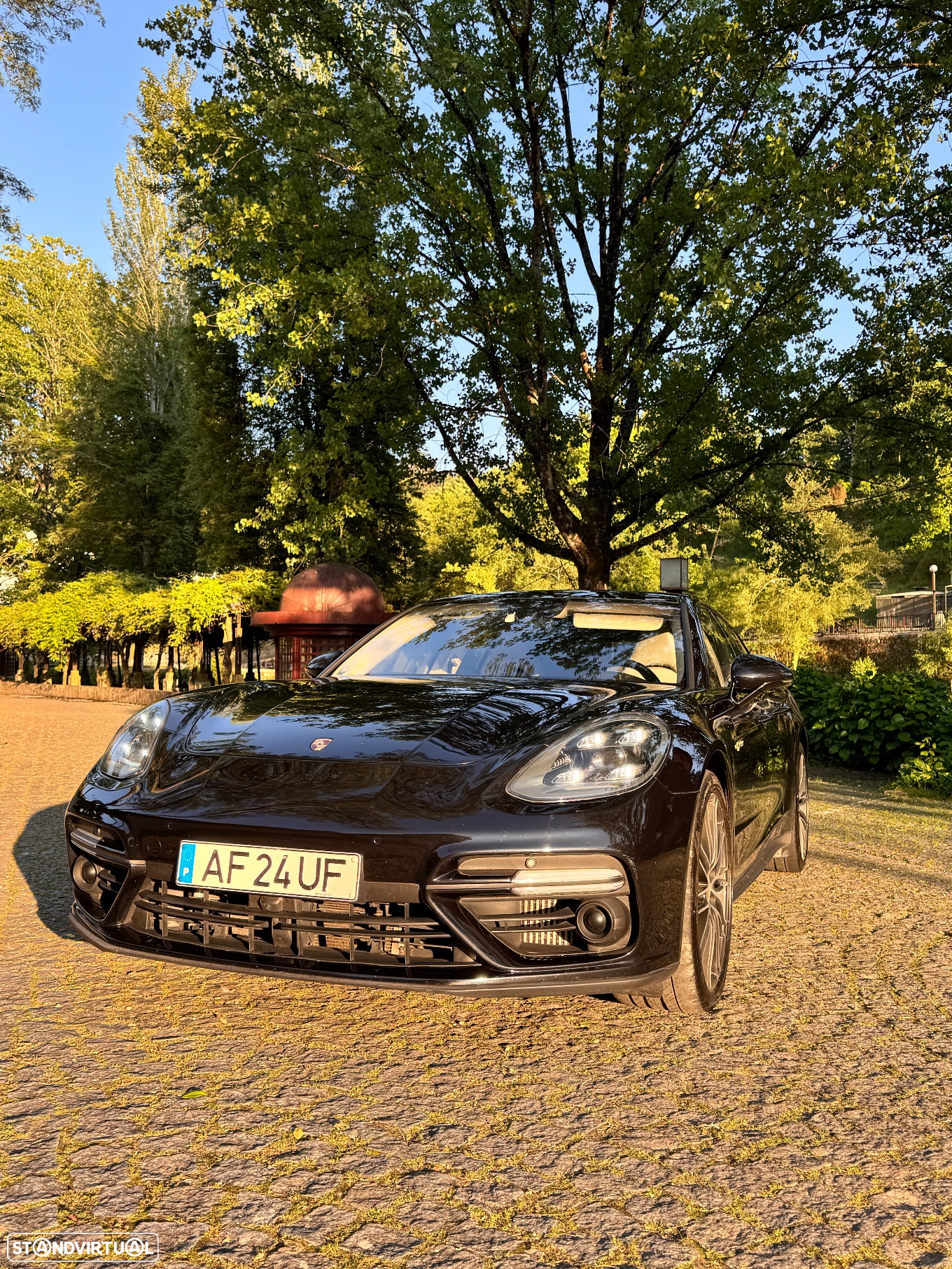 Porsche Panamera Sport Turismo Turbo S E-Hybrid - 2
