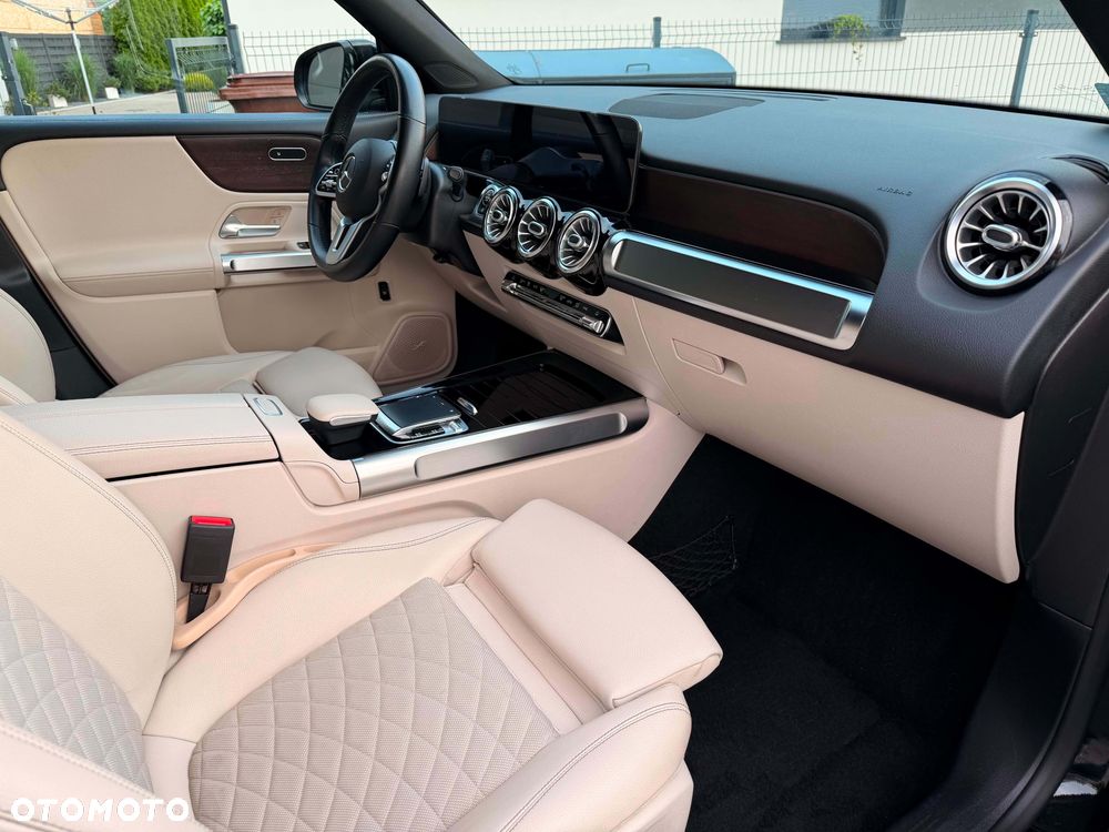 Mercedes-Benz GLB 200 d 8G-DCT - 10