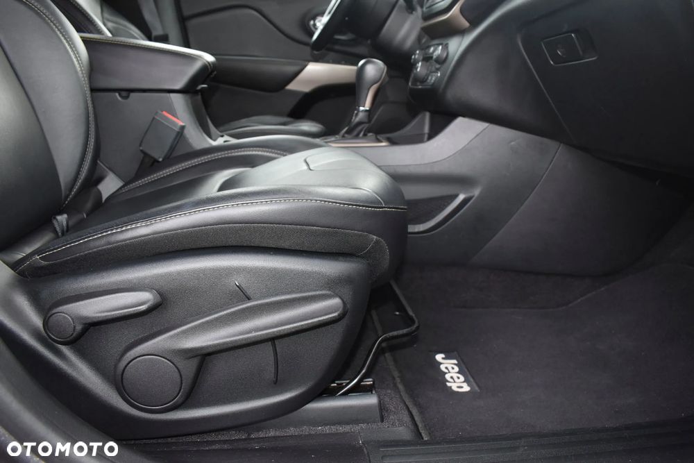Jeep Cherokee 3.2 V6 Active Drive I Limited - 14