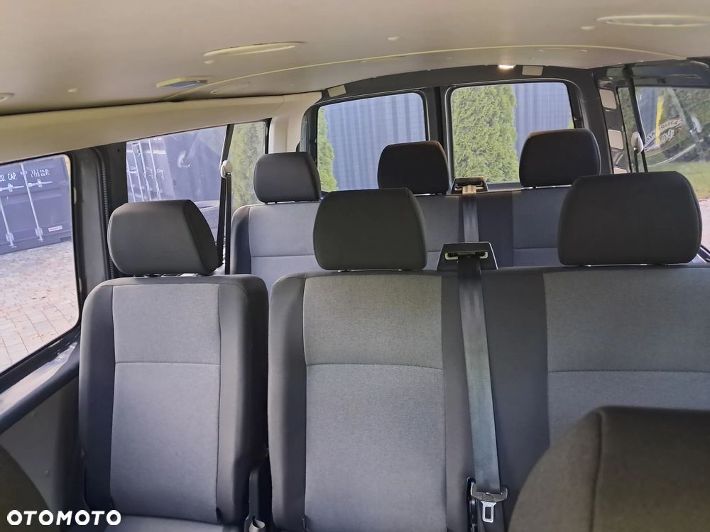 Volkswagen Transporter L2H1 Plus Trendline - 11