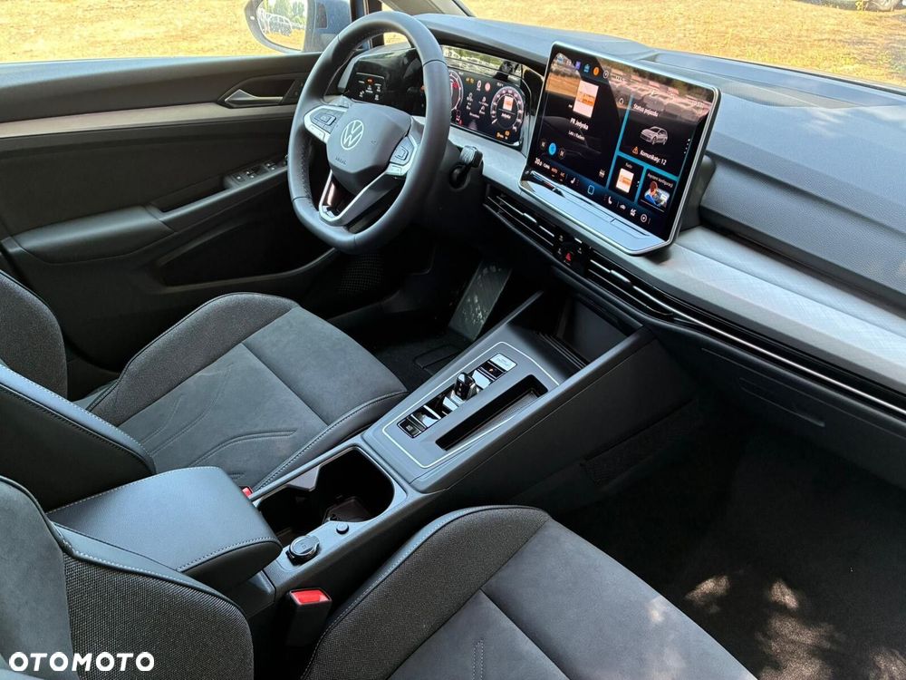Volkswagen Golf Variant - 26