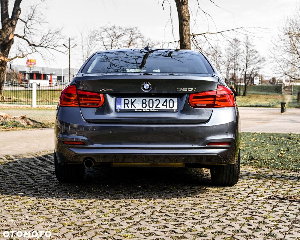 BMW Seria 3 320i xDrive Edition Luxury Line Purity - 8
