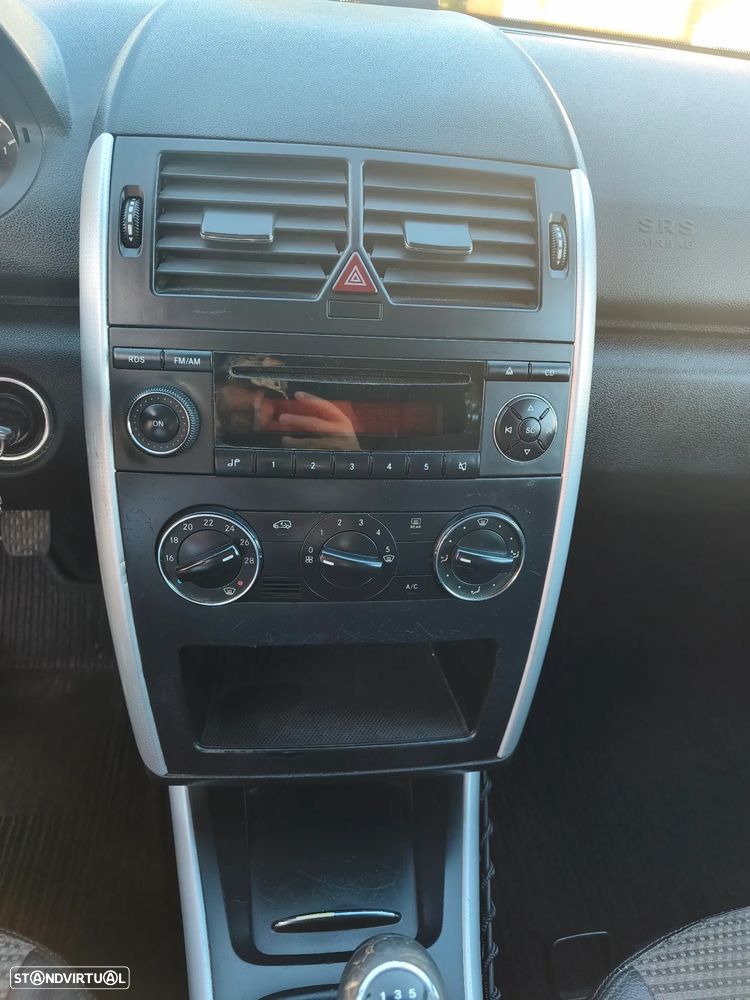 Mercedes-Benz A 150 Elegance - 9