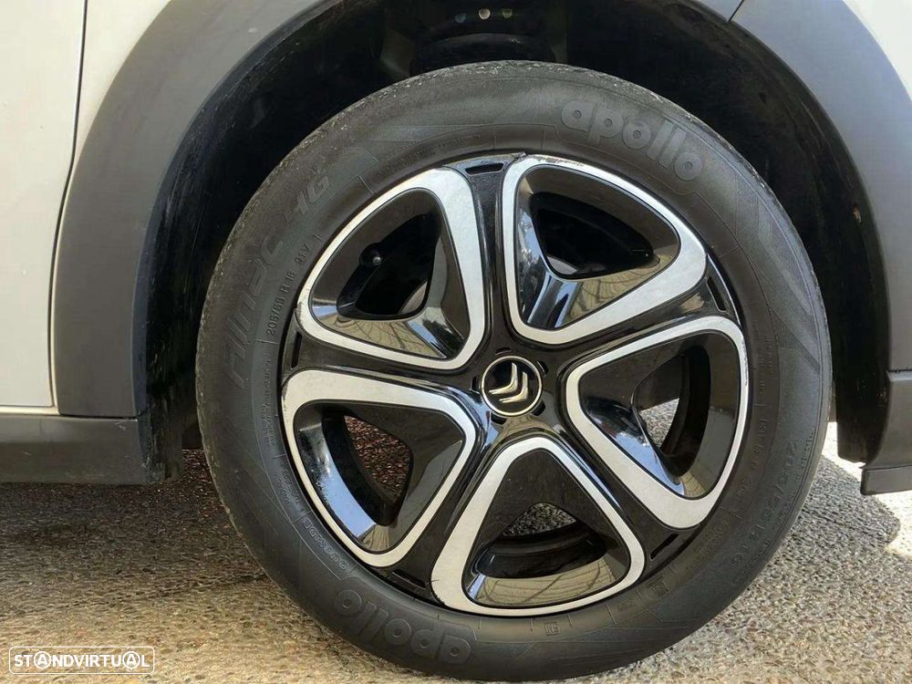 Citroën C3 1.2 PureTech Shine - 18