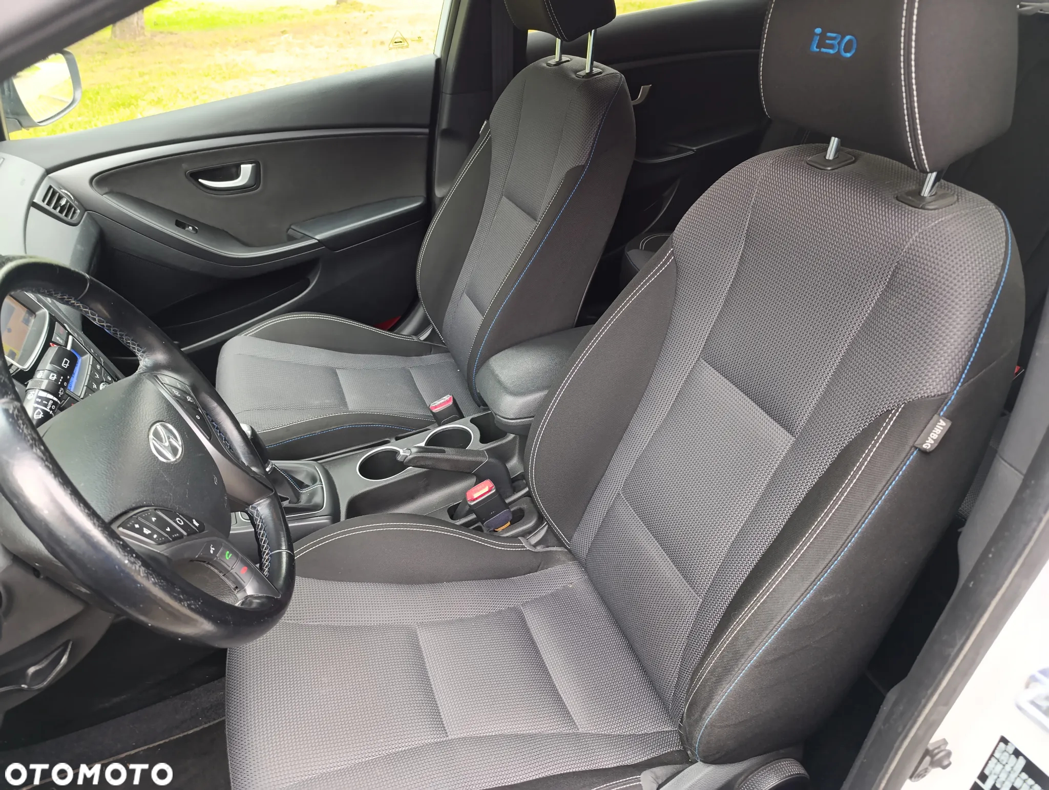 Hyundai i30 1.6 D GO - 17