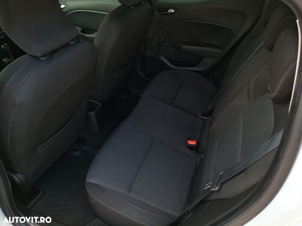 Renault Clio - 16