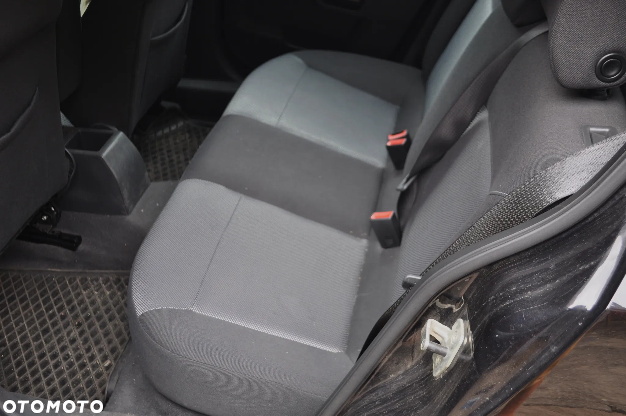 Opel Astra - 24