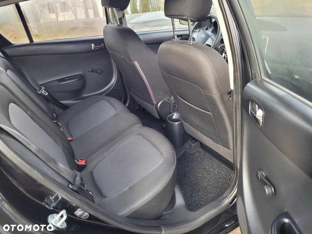 Hyundai i20 1.2 Fifa World Cup Edition - 9