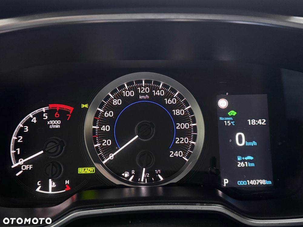 Toyota Corolla 1.8 Hybrid Comfort - 17