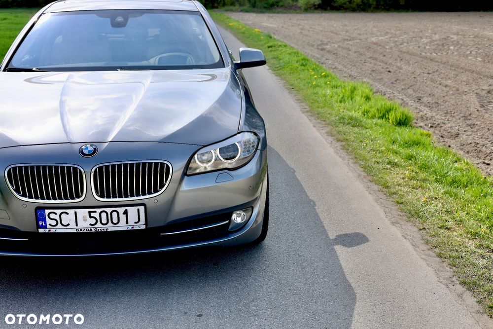 BMW Seria 5 525d - 6