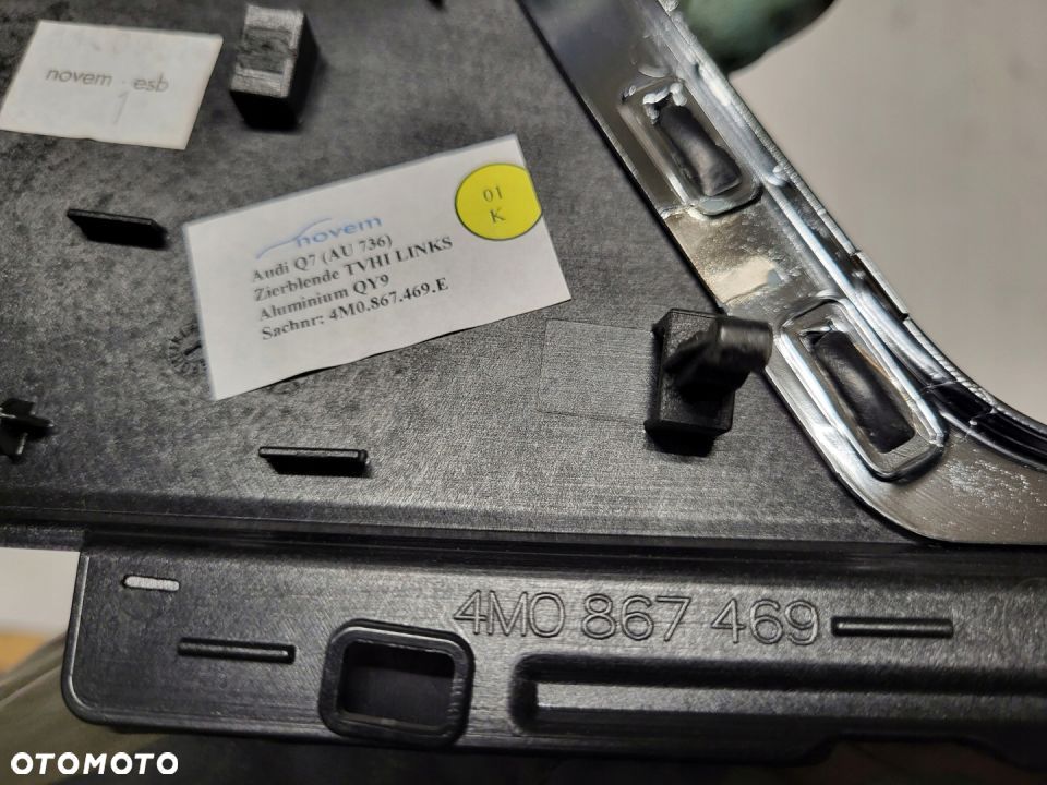 LISTWA DEKOR DRZWI TYLNYCH AUDI Q7 PRAWA LEWA - 6