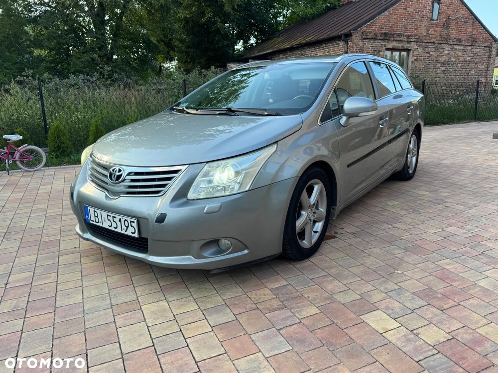 Toyota Avensis 2.0 D-4D Premium - 3