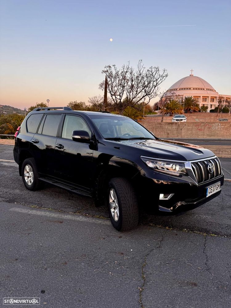 Toyota Land Cruiser 2.8 D-4D Auto Executive - 42