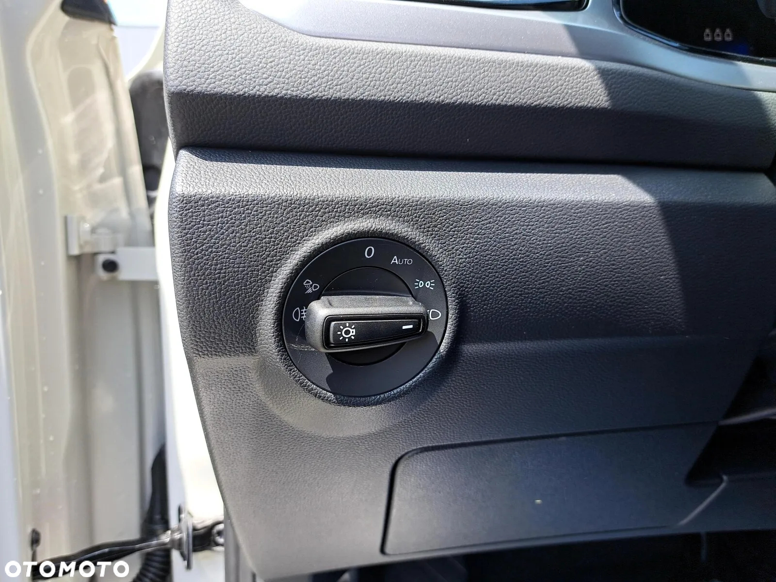 Volkswagen T-Roc 1.5 TSI Life Plus DSG - 22