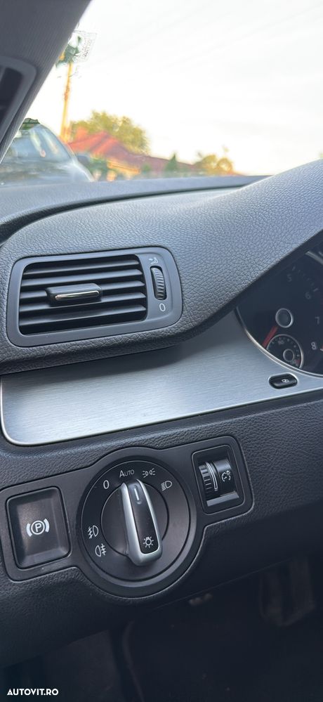 Volkswagen Passat CC - 5