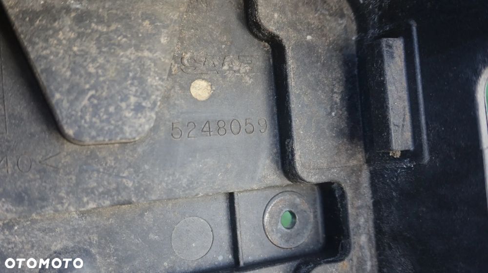 Saab 9-5 2.3 turbo 250 KM  AERO B235R obudowa akumulatora 5242052 - 6