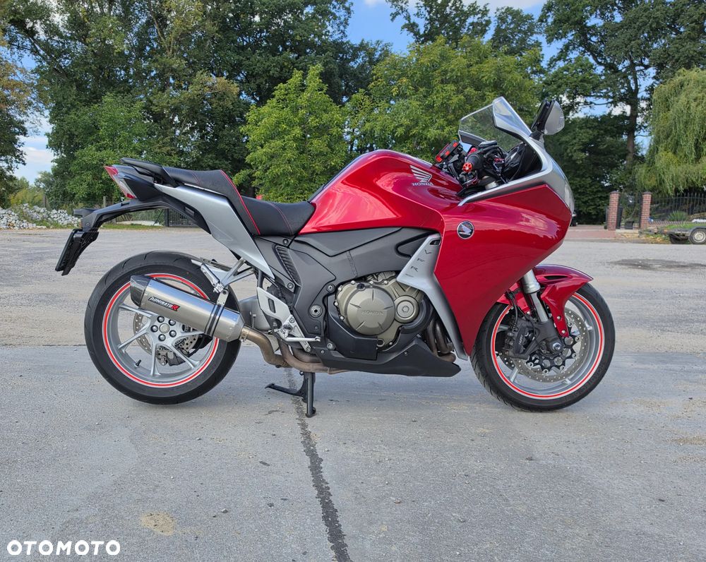 Honda VFR - 6