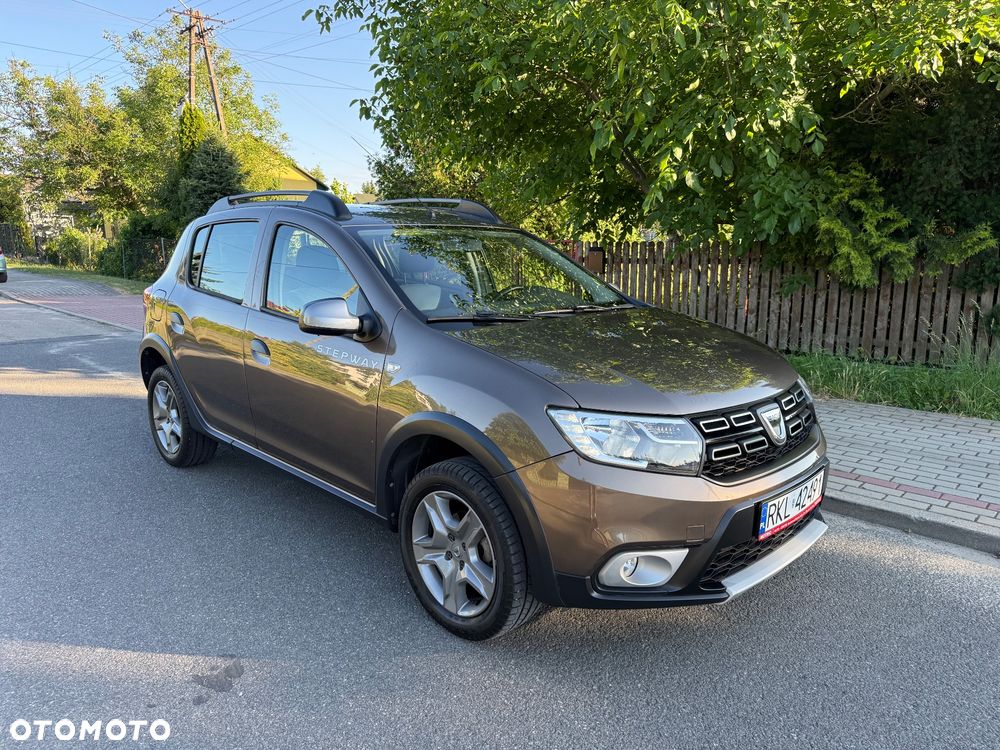 Dacia Sandero 0.9 TCe SL Celebration S&S - 35