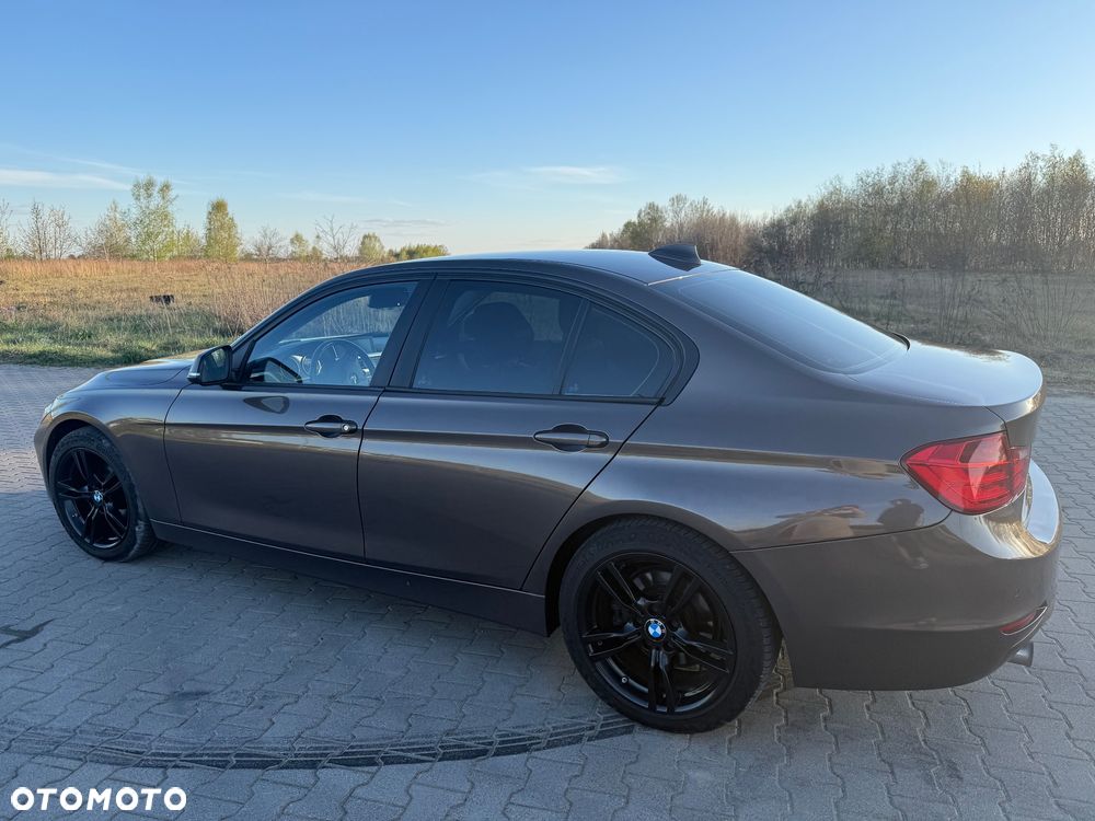 BMW Seria 3 316d - 7