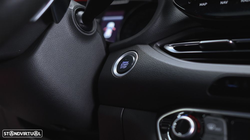 Hyundai i30 N 2.0 T-GDi Pack Performance 8DCT - 49