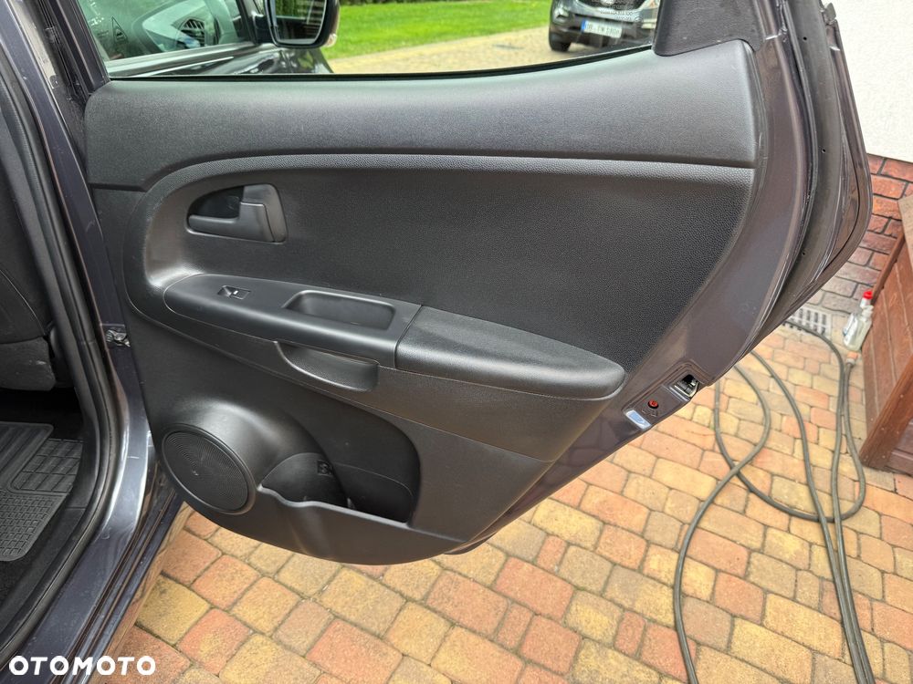 Kia Venga 1.6 CVVT Dream Team Edition - 24