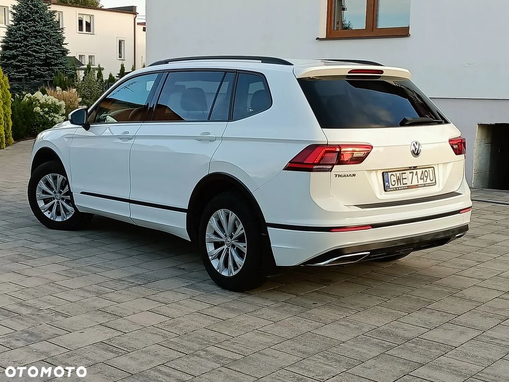 Volkswagen Tiguan - 4
