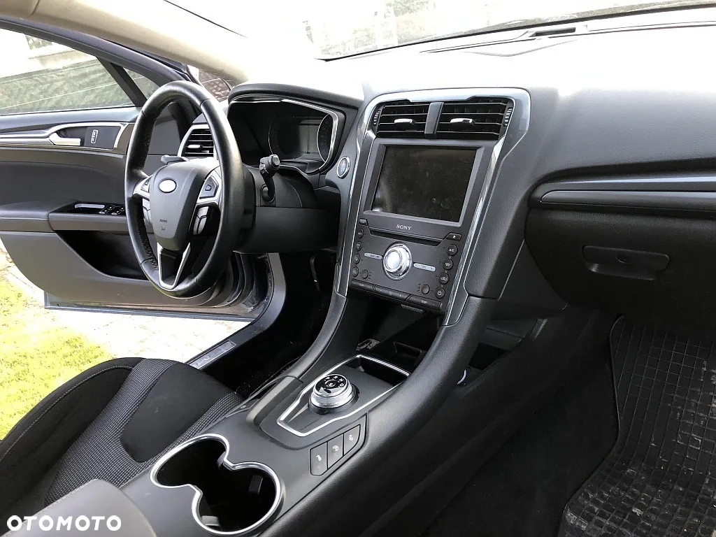 Ford Mondeo 2.0 EcoBlue Titanium - 31