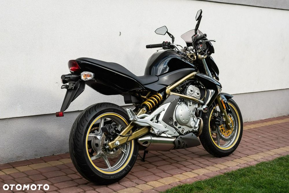 Kawasaki ER - 4