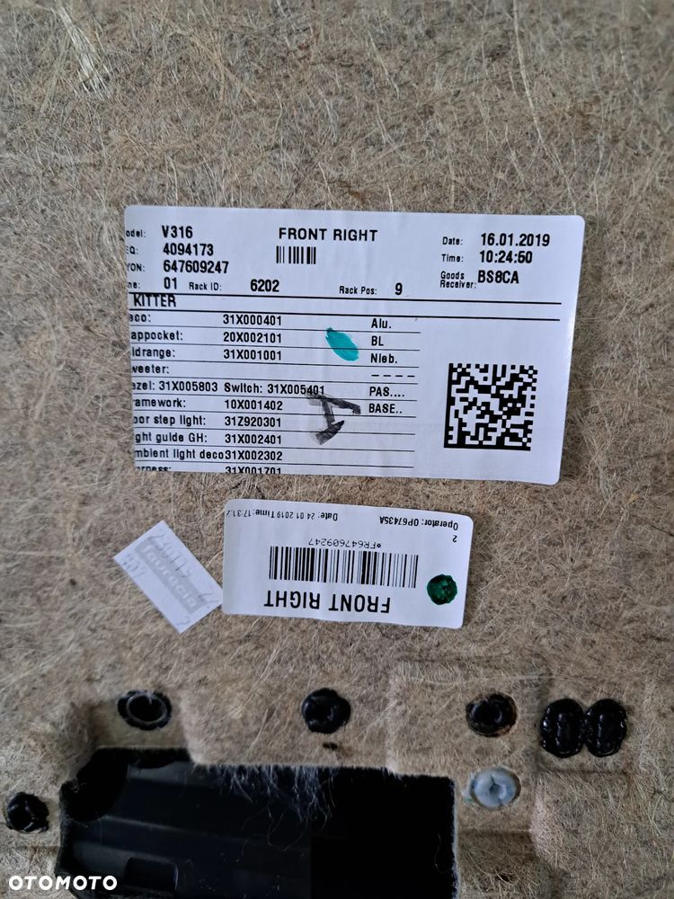 Volvo XC40 boczek drzwi przód lewy i prawy - 7