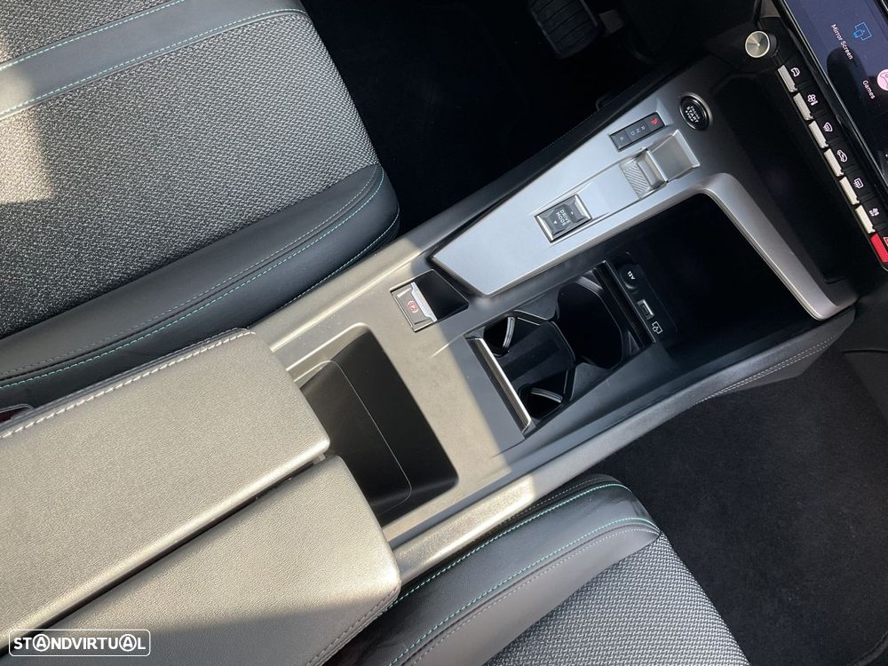 Peugeot 308 1.6 Hybrid Allure Pack e-EAT8 - 39