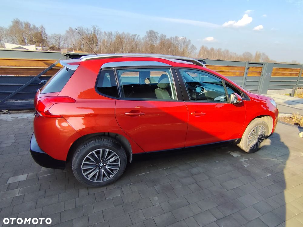 Peugeot 2008 1.2 Pure Tech Active - 7