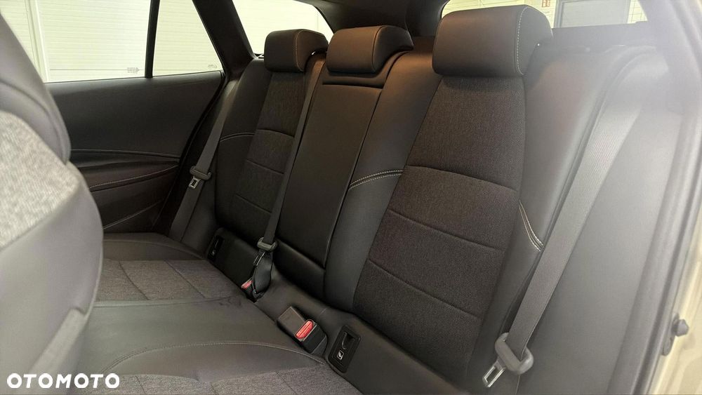 Toyota Corolla 1.8 Hybrid GPF Comfort - 17