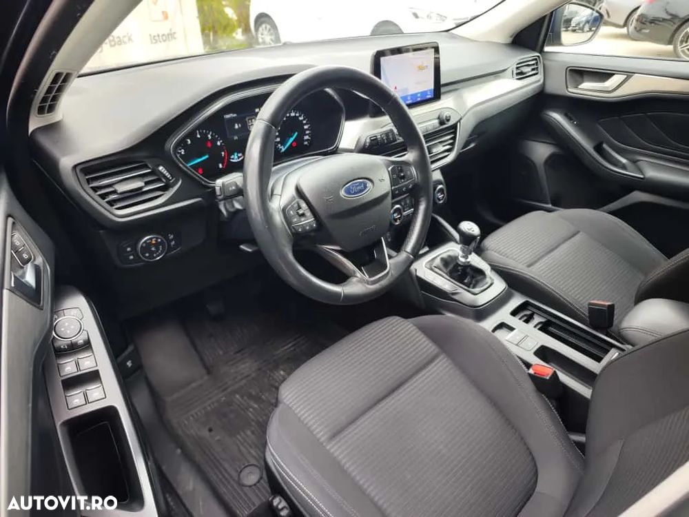 Ford Focus 1.0 EcoBoost Trend Edition - 9