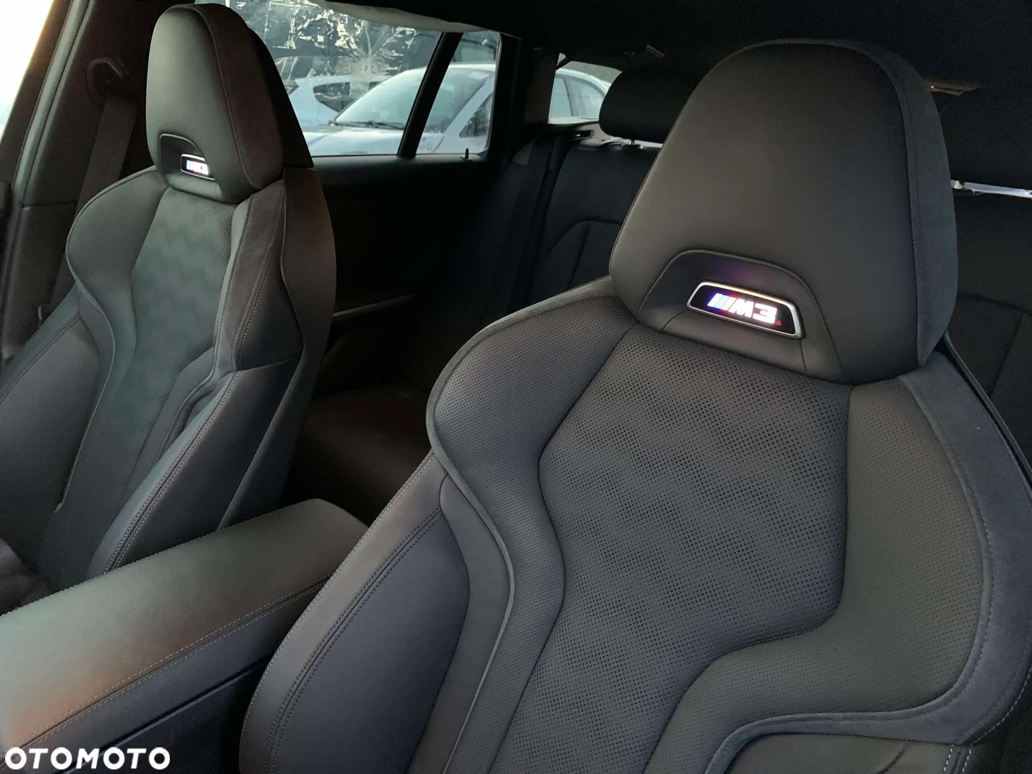 BMW M3 Competition Touring M xDrive - 12