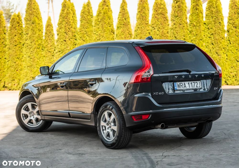 Volvo XC 60 2.4D AWD Momentum - 9