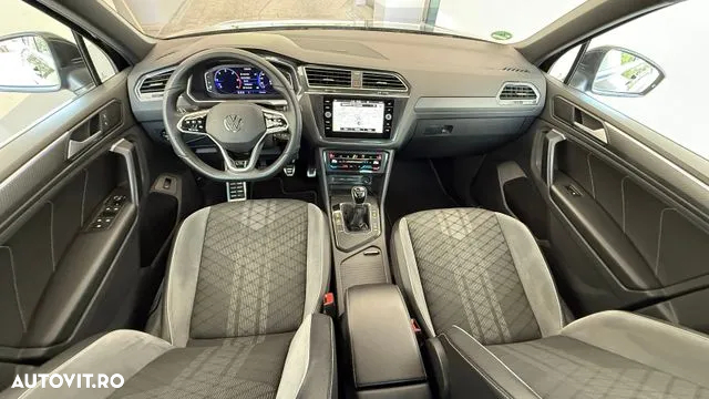 Volkswagen Tiguan - 7