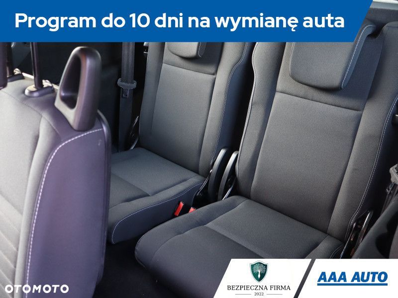 Renault Grand Scenic - 19