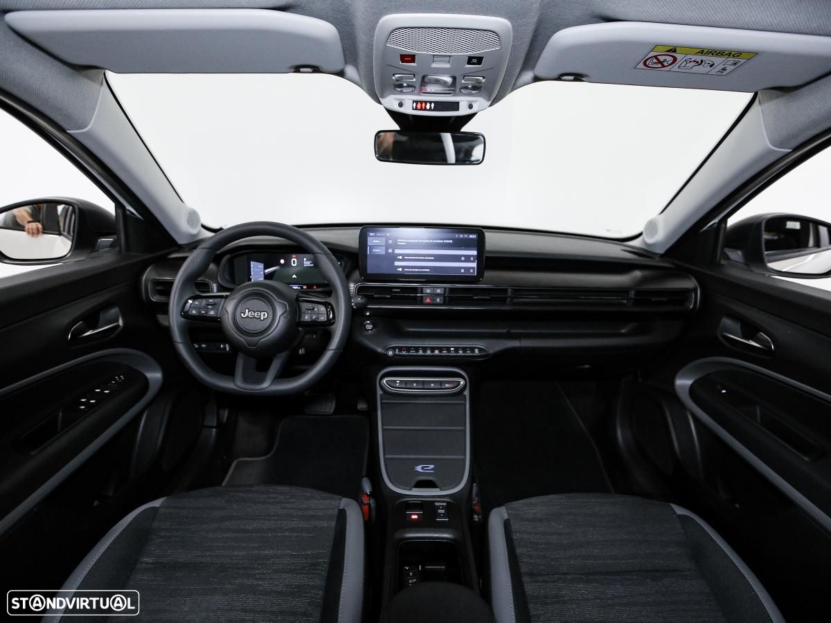 Jeep Avenger 54 kWh Longitude - 6