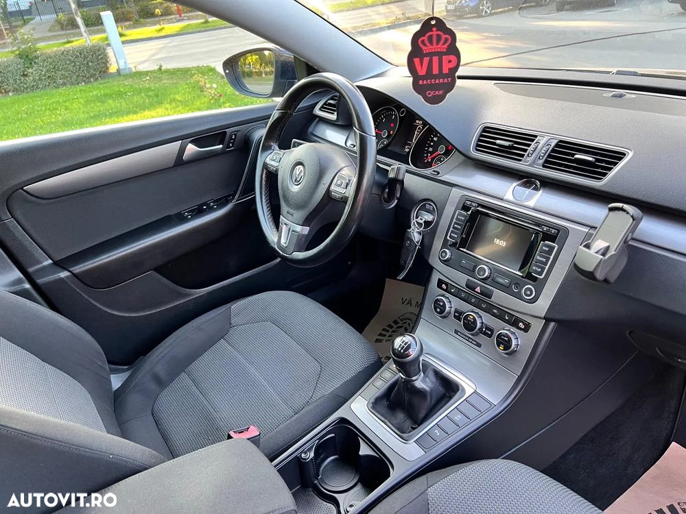 Volkswagen Passat 2.0 Blue TDI SCR Highline - 7