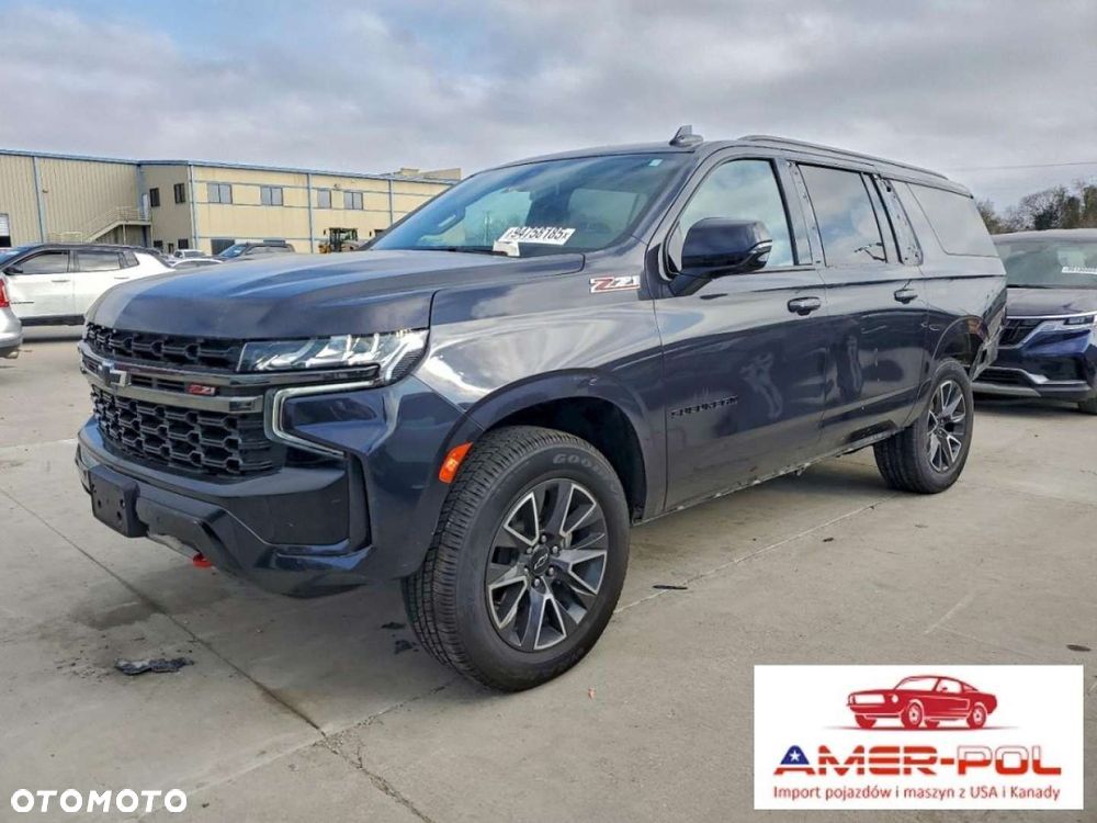 Chevrolet Suburban - 1