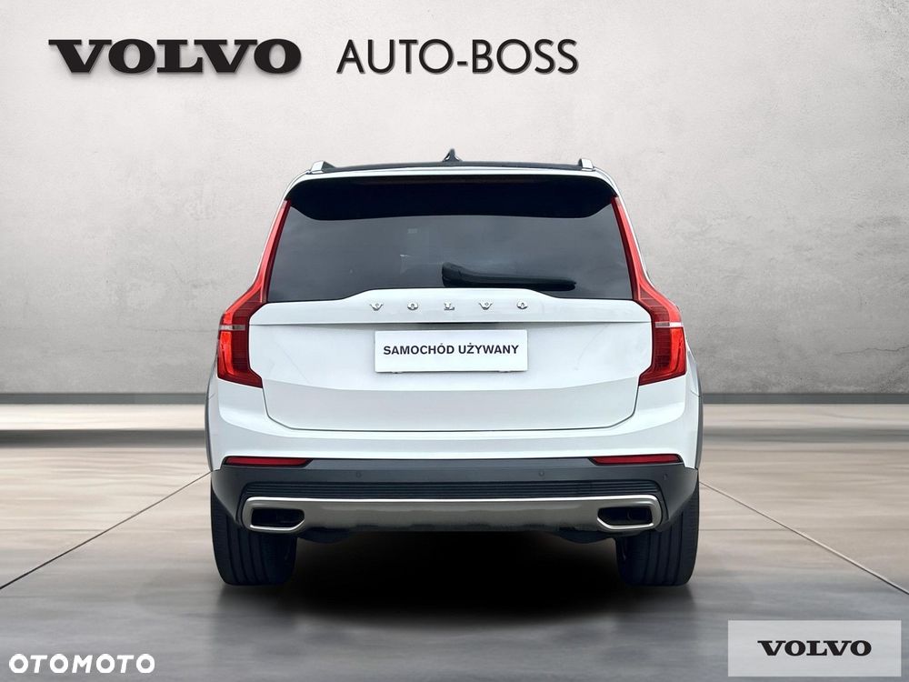 Volvo XC 90 - 4