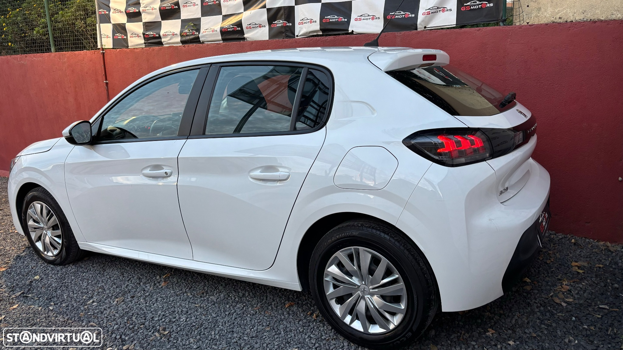 Peugeot 208 1.2 PureTech Active - 4