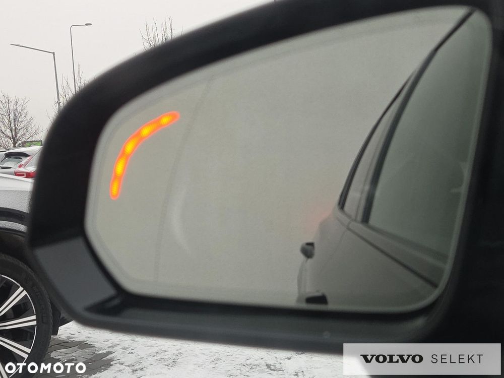 Volvo V60 B4 B Plus Dark - 30