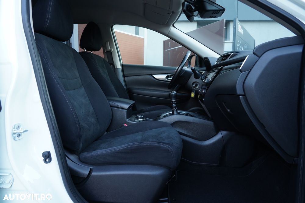 Nissan X-Trail 1.6 dCi ALL-MODE 4x4i N-Connecta - 13