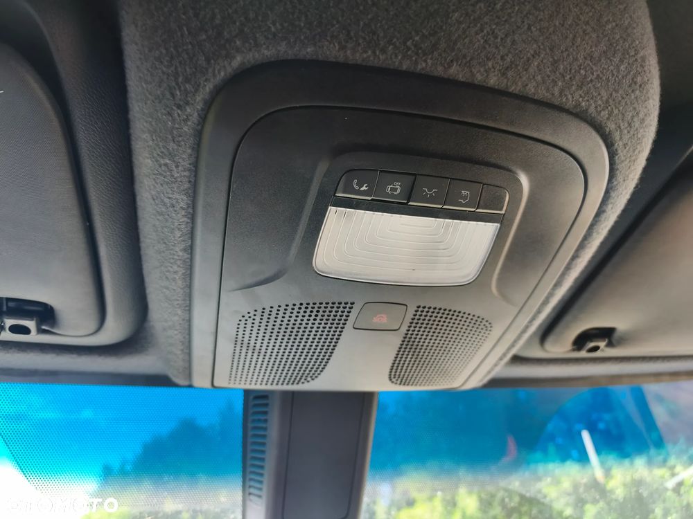 Mercedes-Benz Sprinter - 20