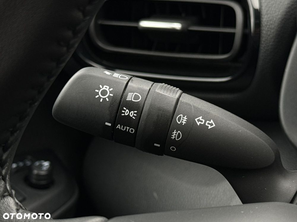 Toyota Yaris Cross Hybrid 1.5 Style - 19