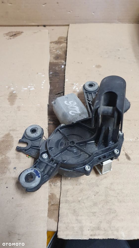 SILNICZEK WYCIERACZKI TYŁ PEUGEOT 206 nr 9638664980  53017812 - 4